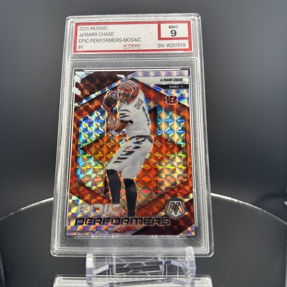 2025 Mosaic Ja'marr Chase Orange Epic Performers #1 ICONIC Pristine 10
